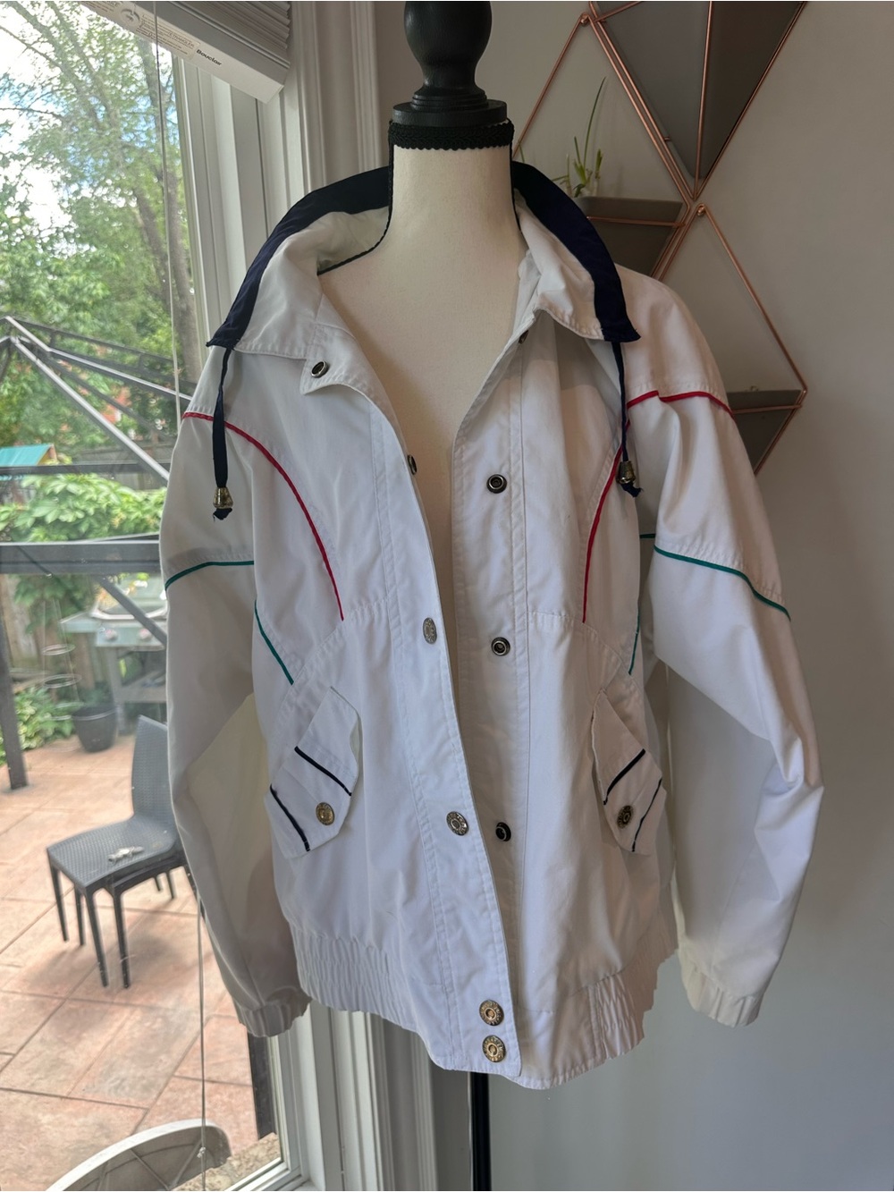 VINTAGE 80s 90s Retro White Windbreaker Lightweight Jacket Colour Size Medium